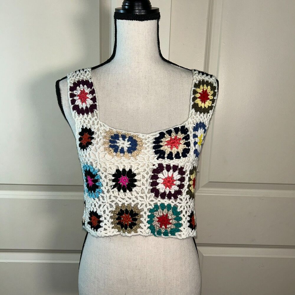 🟢 Crochet Granny Square Crop Top — Multicolor Boho Festival Style